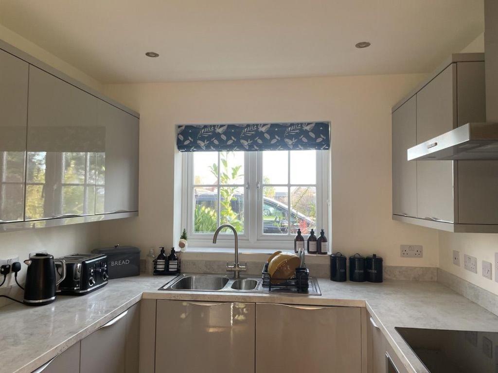 Caramel Cottage At The Bay Filey, Sleeps 6, 2 Dogs Welcome For Free Too Exterior photo