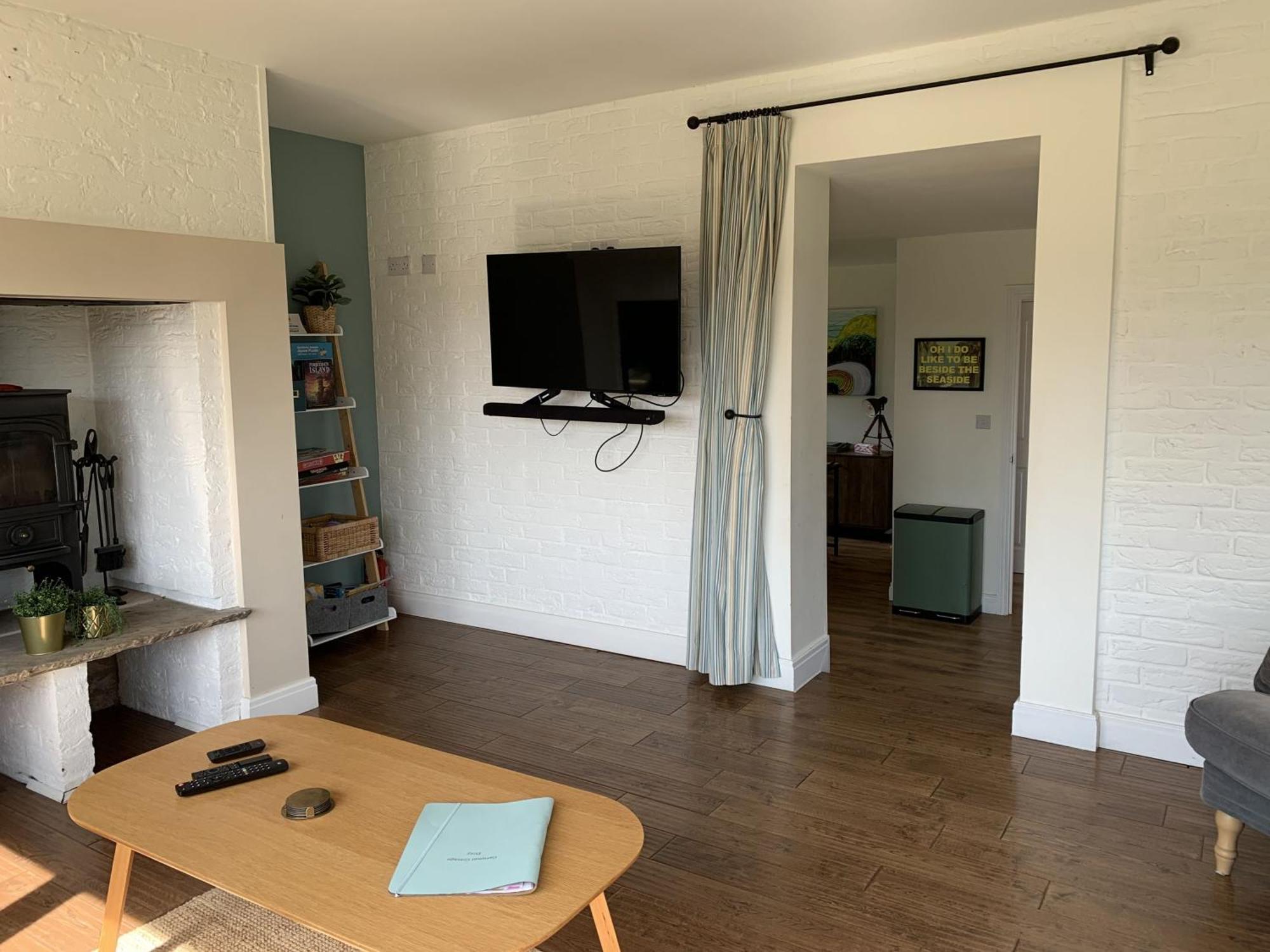 Caramel Cottage At The Bay Filey, Sleeps 6, 2 Dogs Welcome For Free Too Exterior photo
